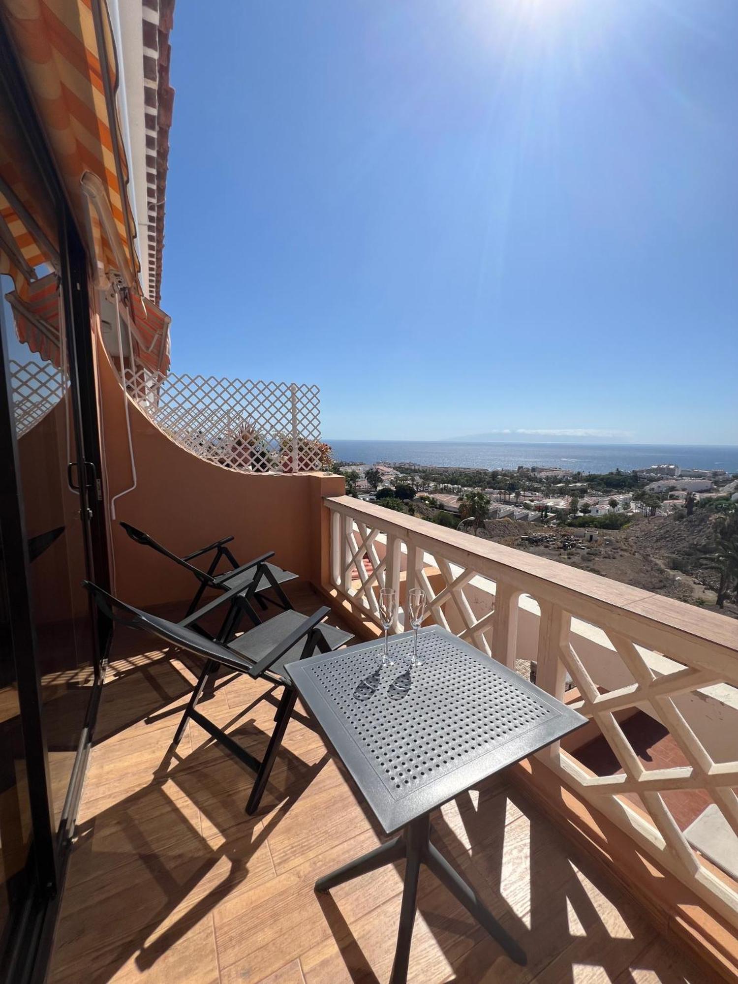 Ocean View Apartment Costa Adeje Dış mekan fotoğraf
